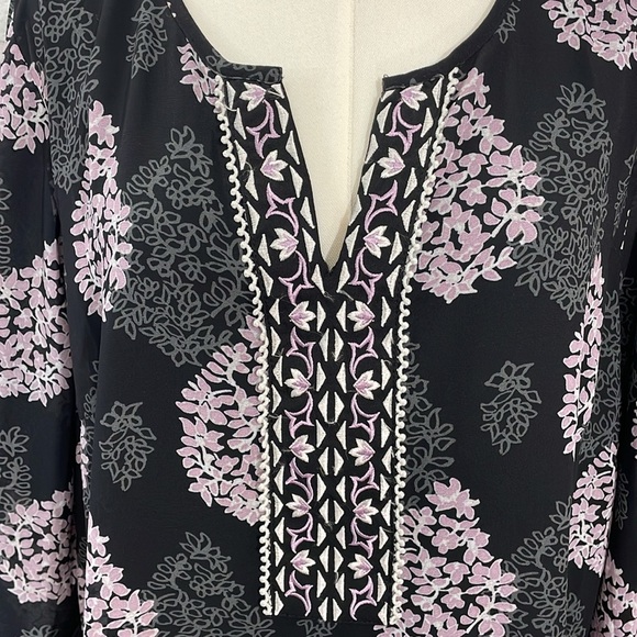 Belle by Kim Gravel Floral Medallion Blouse - Picture 2 of 7